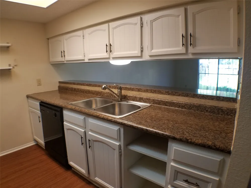 4908 Barkbridge Trail Austin, TX 78744