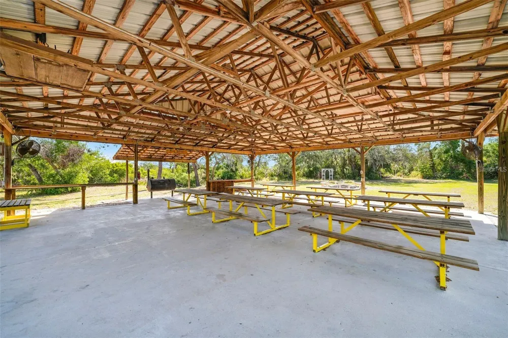 1605 BUTCH CASSIDY TRAIL Wimauma, FL 33598