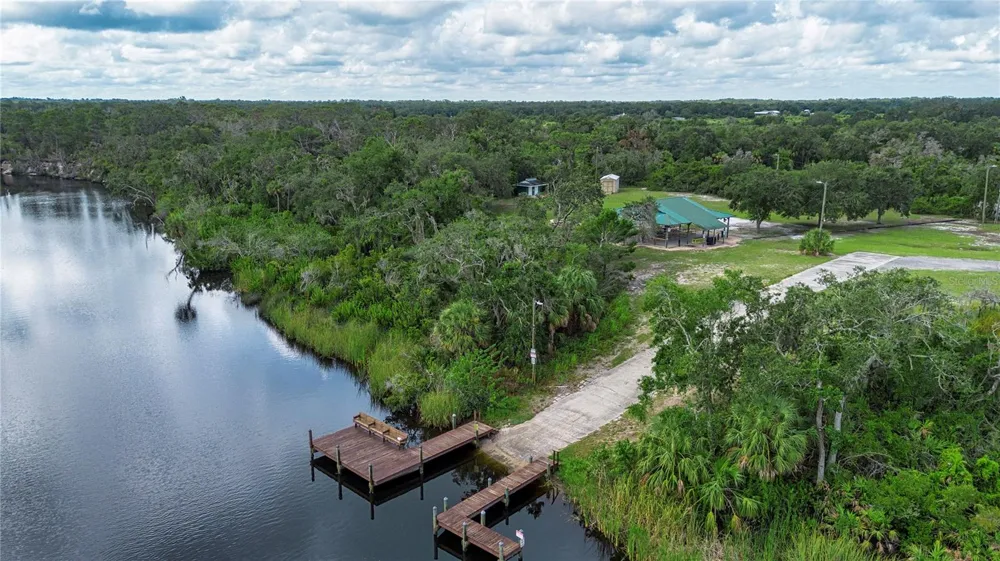 1605 BUTCH CASSIDY TRAIL Wimauma, FL 33598