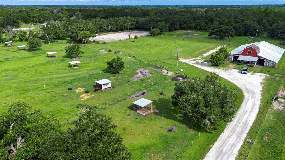 1605 BUTCH CASSIDY TRAIL Wimauma, FL 33598