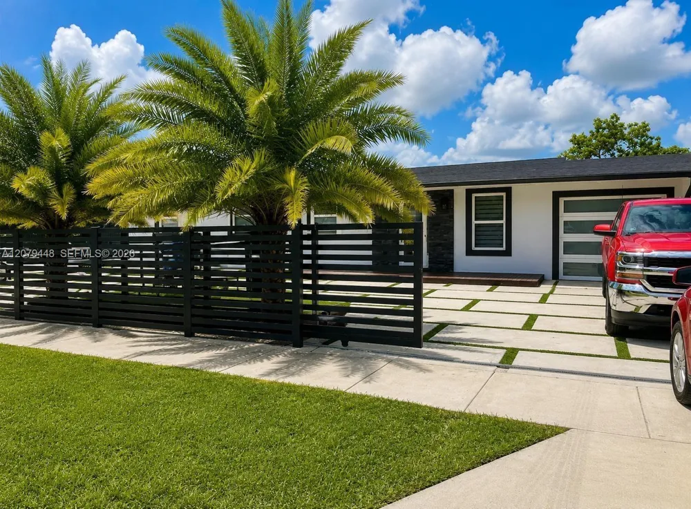 19200 NW 51st Ave Miami Gardens, FL 33055
