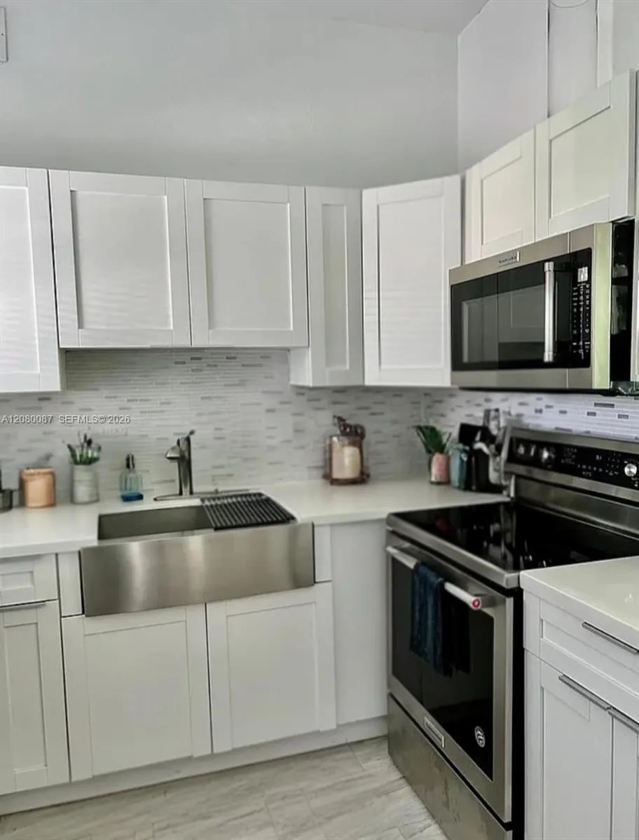 12445 NW 20th Ave Miami, FL 33167