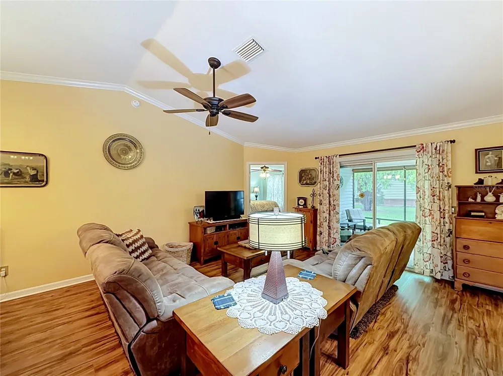 1016 MATTHEW AVENUE Lady Lake, FL 32159