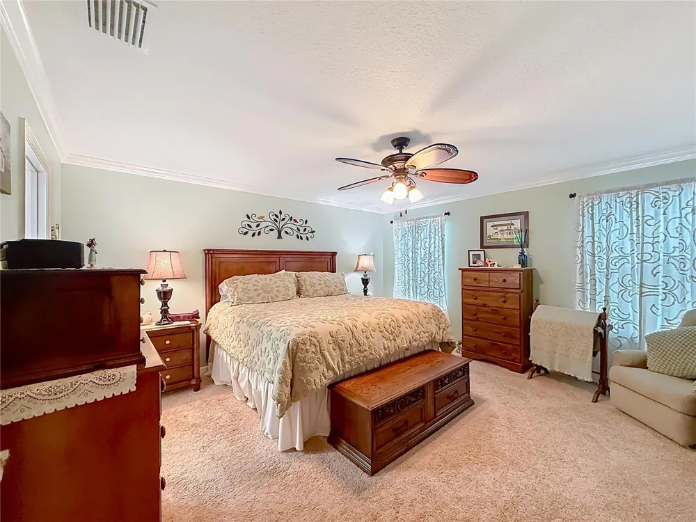 1016 MATTHEW AVENUE Lady Lake, FL 32159