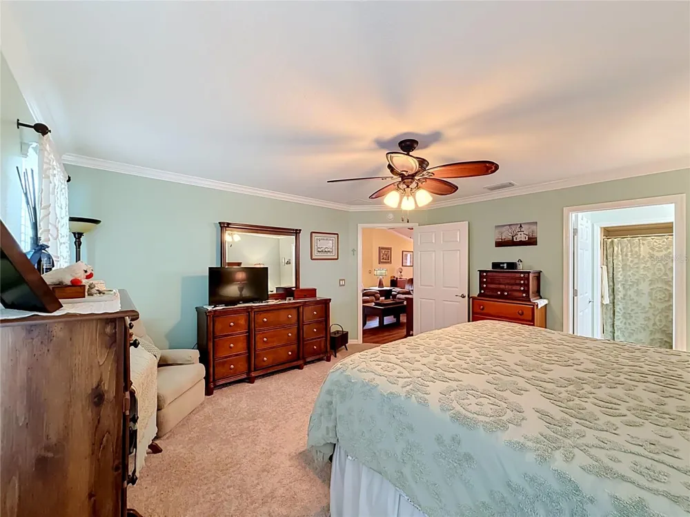 1016 MATTHEW AVENUE Lady Lake, FL 32159
