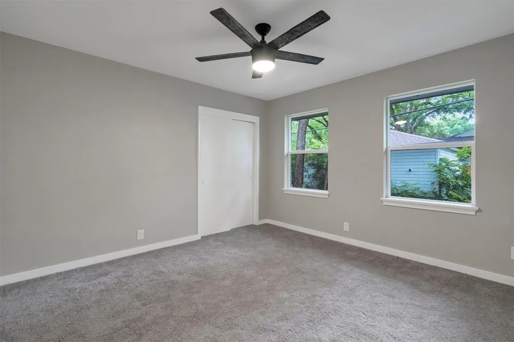 4815 Kelman Street Dallas, TX 75214