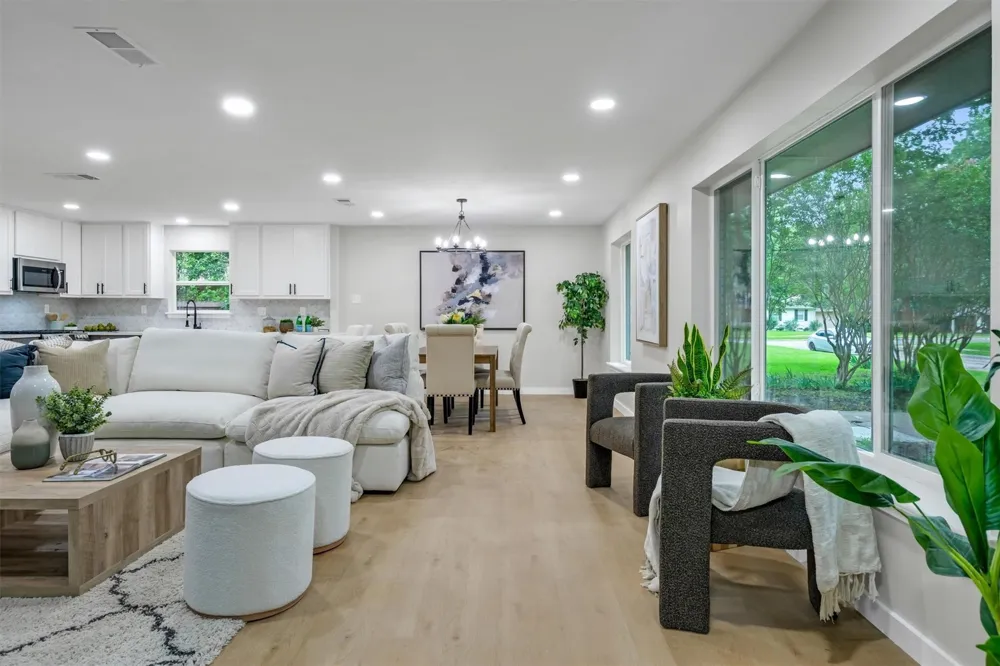 4815 Kelman Street Dallas, TX 75214
