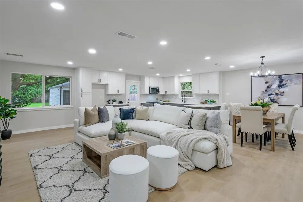 4815 Kelman Street Dallas, TX 75214