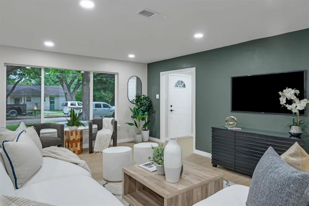 4815 Kelman Street Dallas, TX 75214