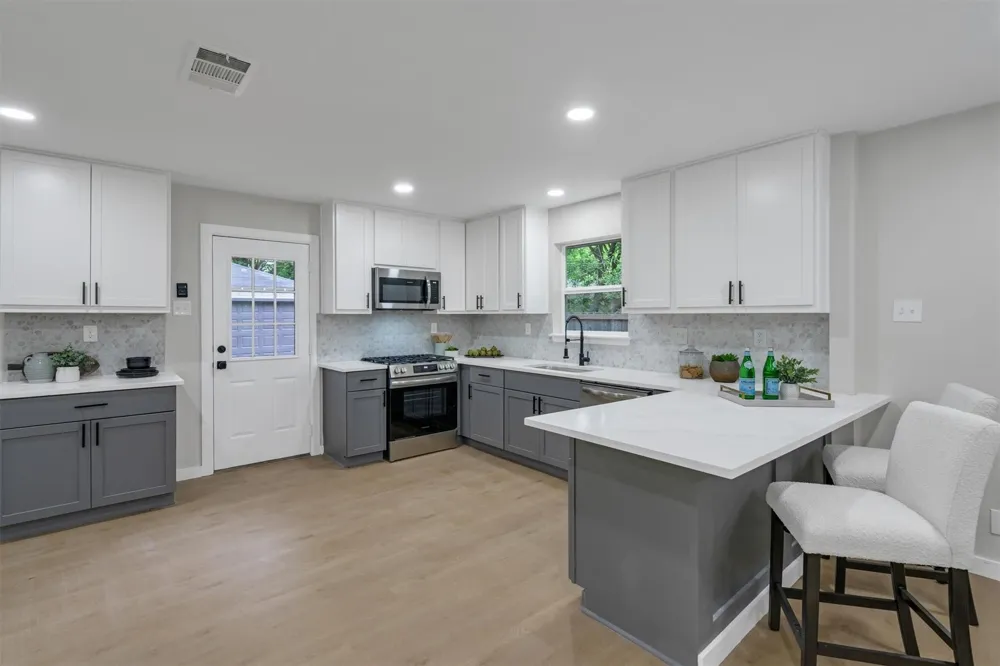 4815 Kelman Street Dallas, TX 75214