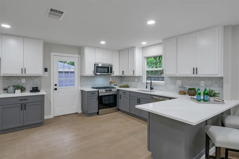 4815 Kelman Street Dallas, TX 75214