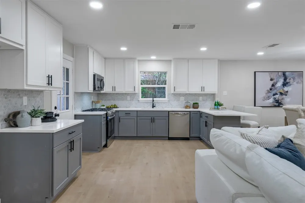 4815 Kelman Street Dallas, TX 75214