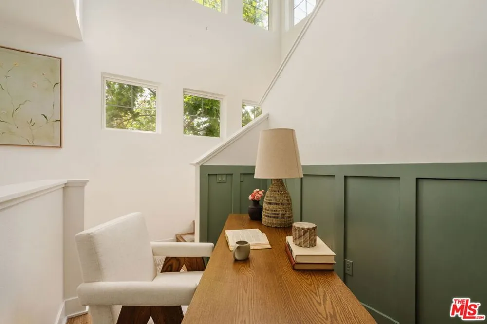 2911 W Exposition Place #1 Los Angeles, CA 90018