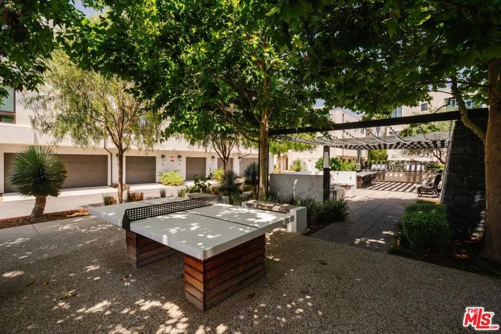 2911 W Exposition Place #1 Los Angeles, CA 90018