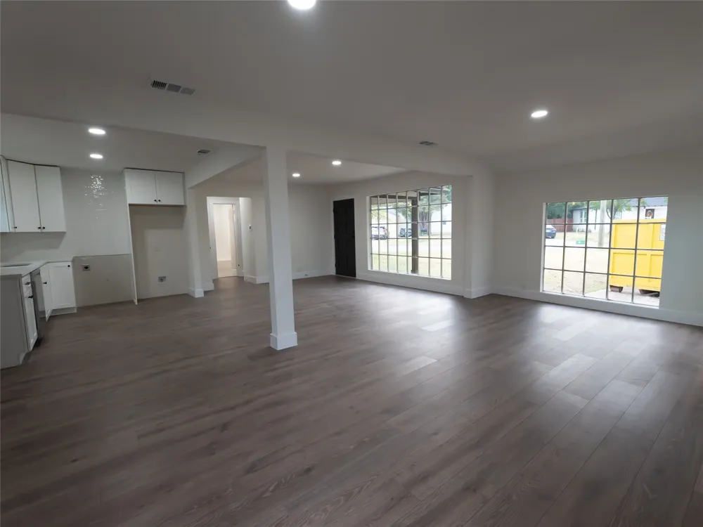 314 37th Street Grand Prairie, TX 75050