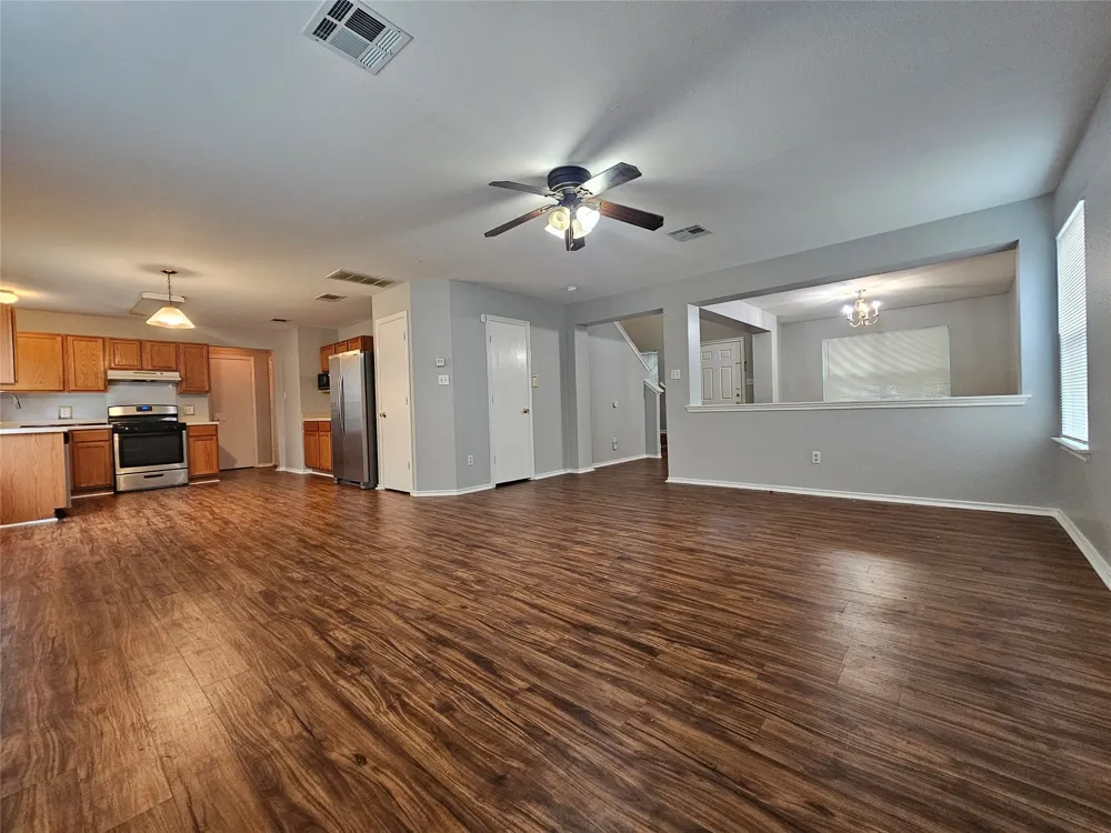 149 Buttercup Way Kyle, TX 78640