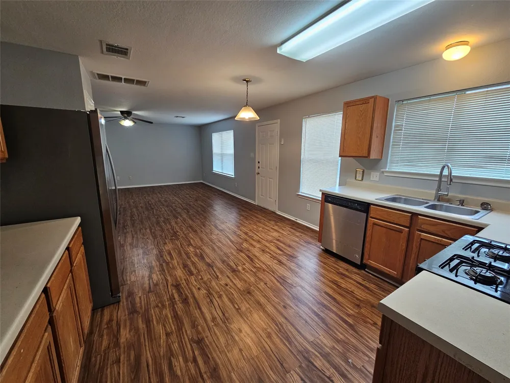 149 Buttercup Way Kyle, TX 78640