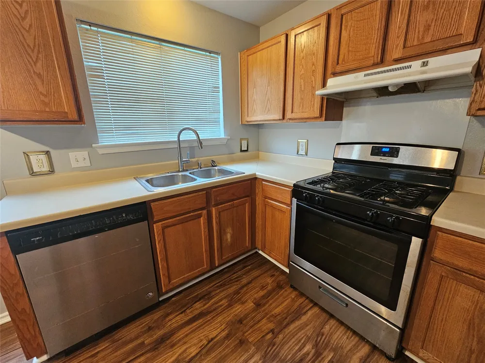 149 Buttercup Way Kyle, TX 78640