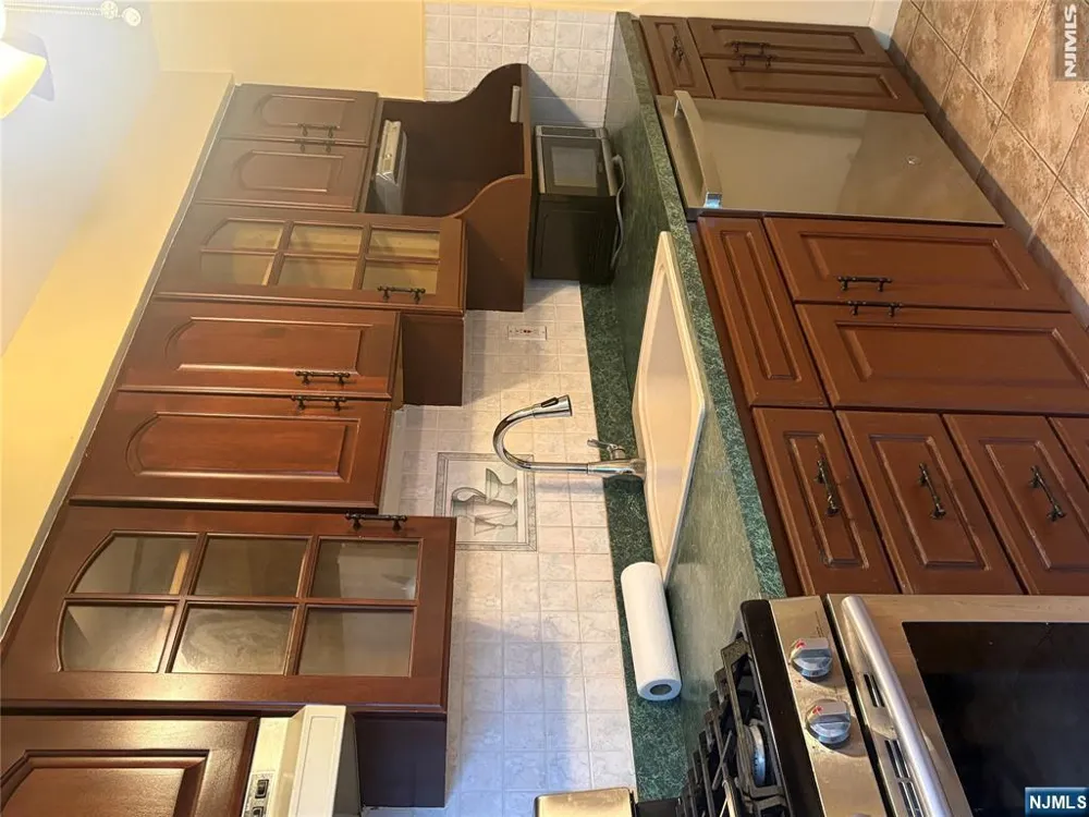 15-46 A Plaza Road A Fair Lawn, NJ 07410