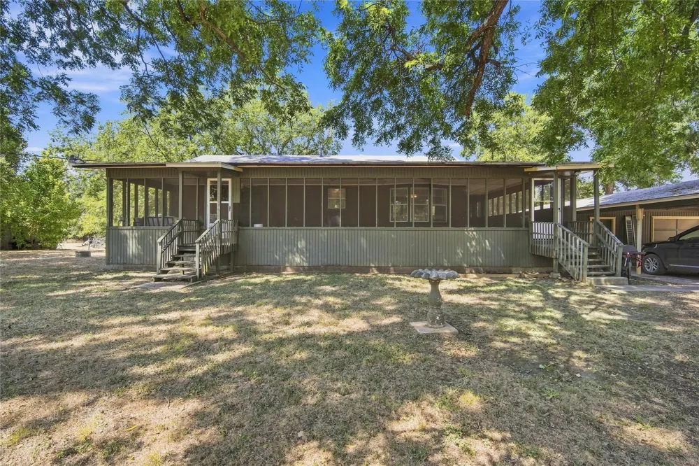 7094 Horseshoe Bend Trail Weatherford, TX 76087