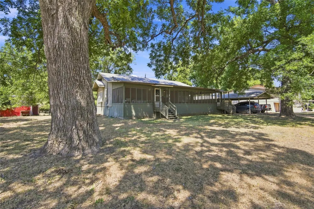 7094 Horseshoe Bend Trail Weatherford, TX 76087