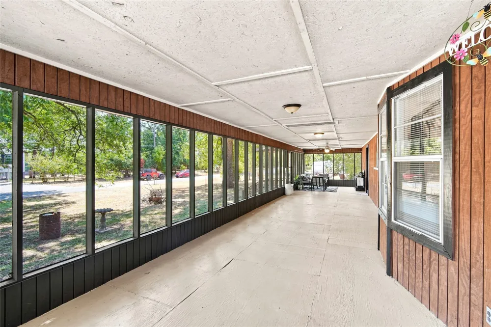7094 Horseshoe Bend Trail Weatherford, TX 76087