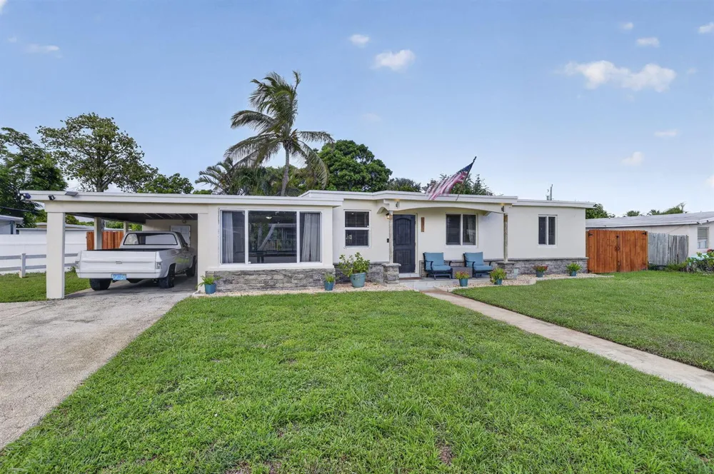 1633 NE 51st Court Pompano Beach, FL 33064