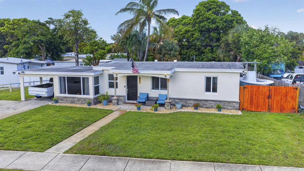 1633 NE 51st Court Pompano Beach, FL 33064