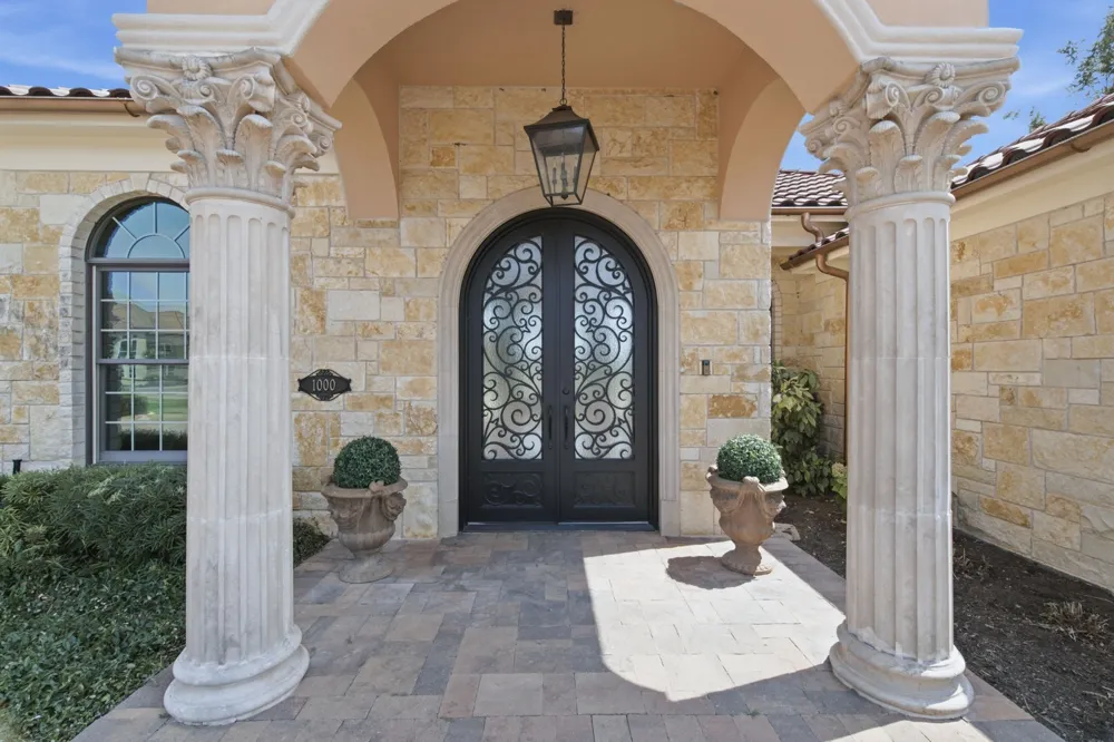 1000 Catalina Bay Boulevard Granbury, TX 76048