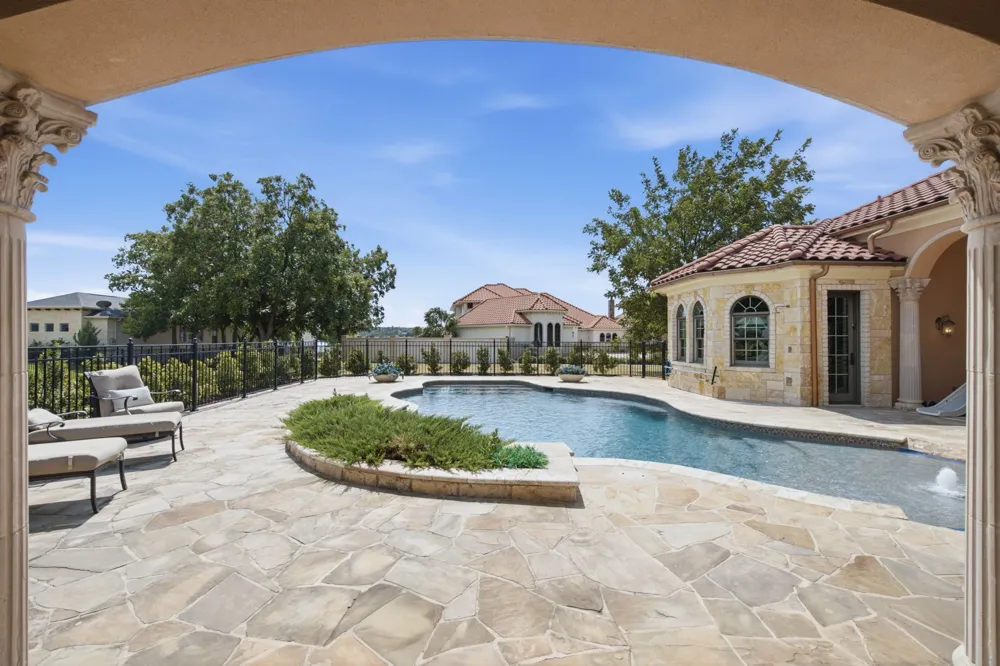 1000 Catalina Bay Boulevard Granbury, TX 76048