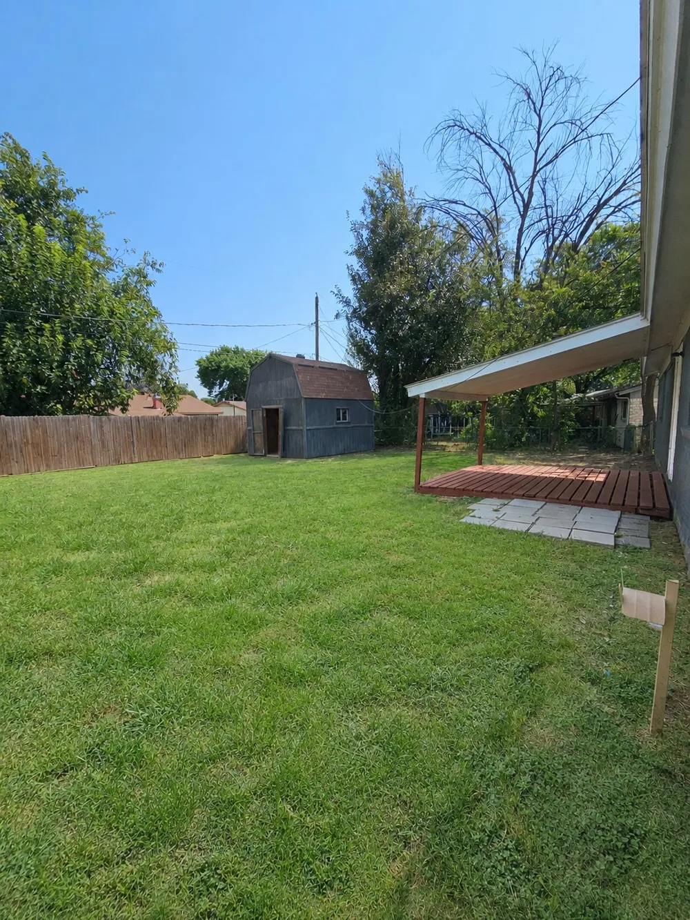 6924 Yorkston Street Watauga, TX 76148