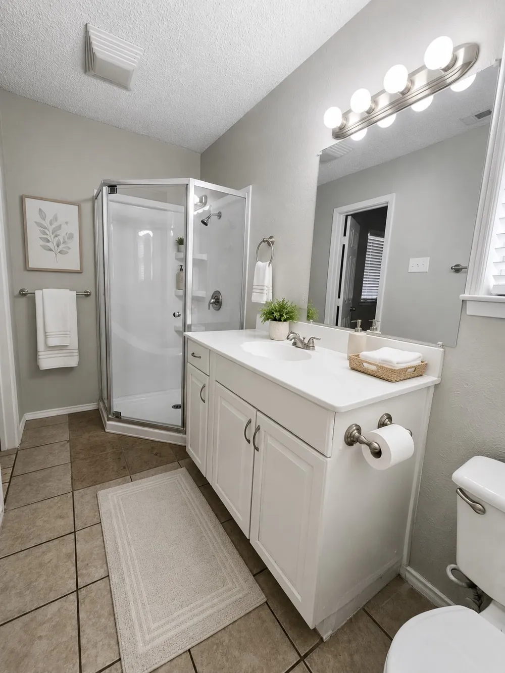 6924 Yorkston Street Watauga, TX 76148