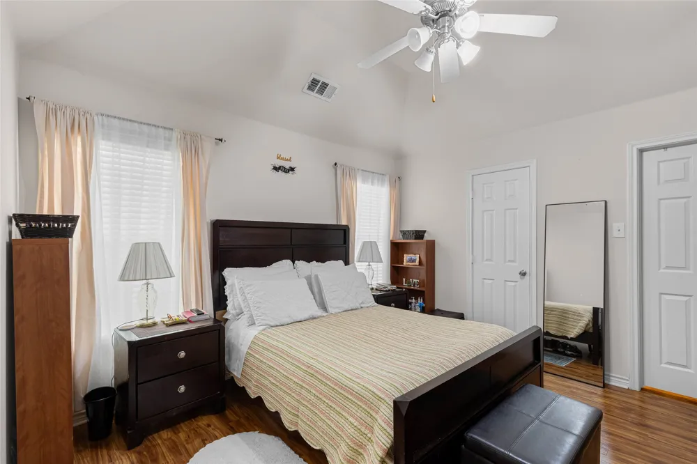 9028 Eastwood Avenue Cross Roads, TX 76227