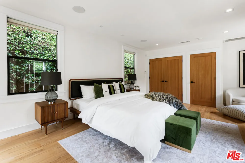 5319 West Boulevard Los Angeles, CA 90043