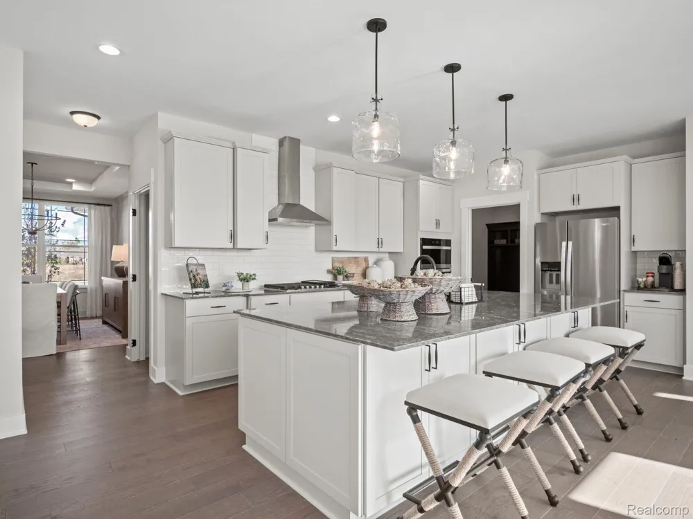4447 Edison Boulevard Fenton City, MI 48451