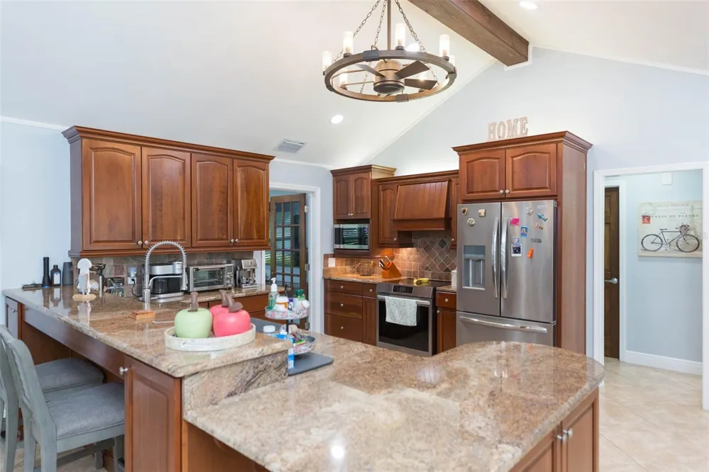 2709 FAIRWAY VIEW DRIVE Valrico, FL 33596