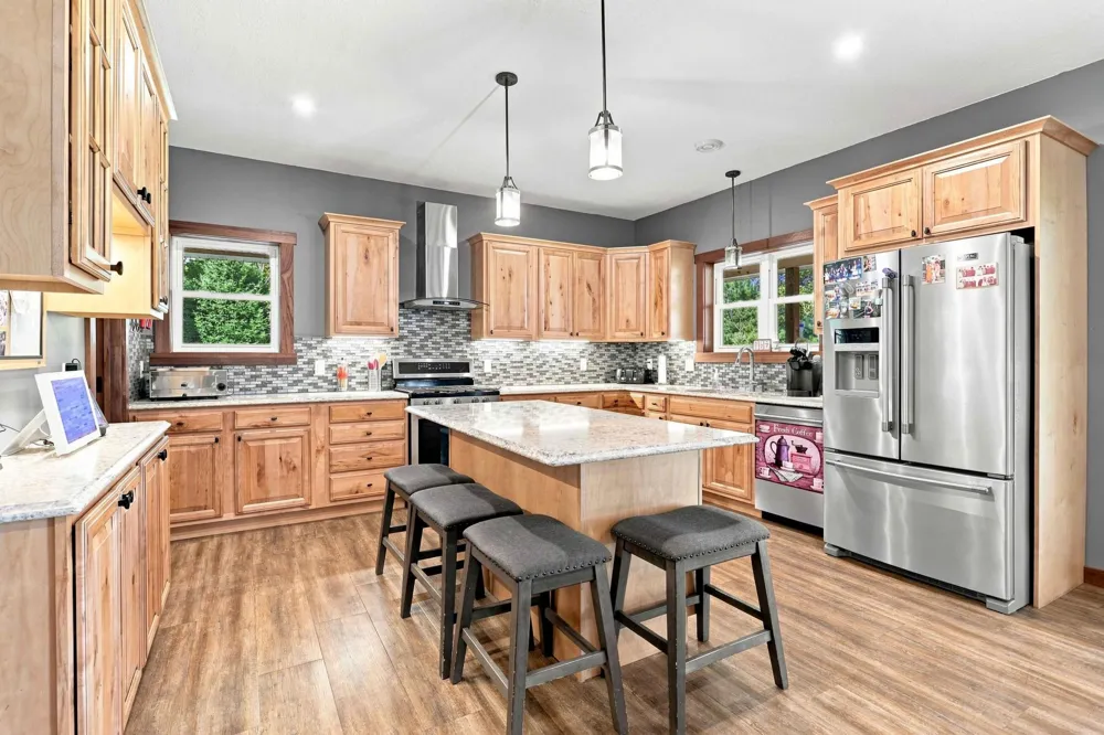 3339 277th Avenue NW Isanti, MN 55040