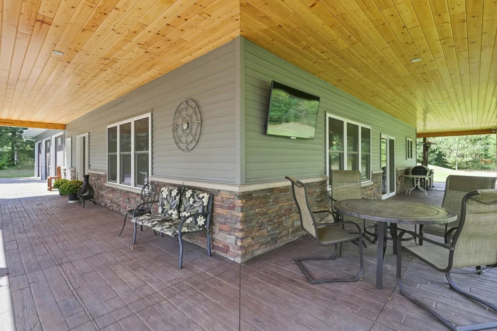 3339 277th Avenue NW Isanti, MN 55040
