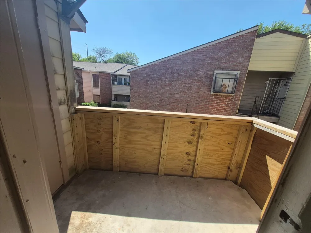 10601 South Drive #93 Houston, TX 77099