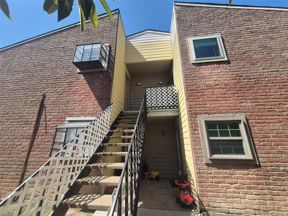 10601 South Drive #93 Houston, TX 77099