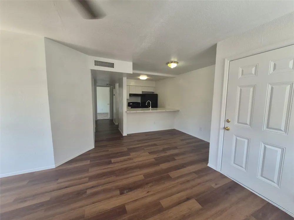 10601 South Drive #93 Houston, TX 77099