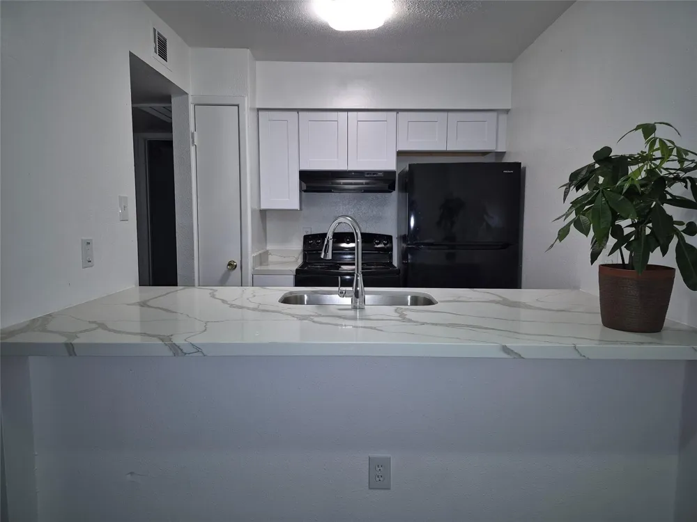 10601 South Drive #93 Houston, TX 77099