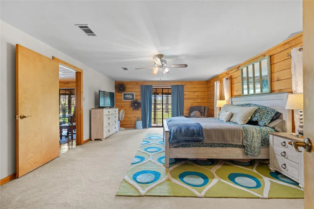 110 Southwood Forest Road Huntsville, TX 77340