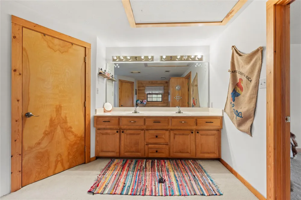 110 Southwood Forest Road Huntsville, TX 77340