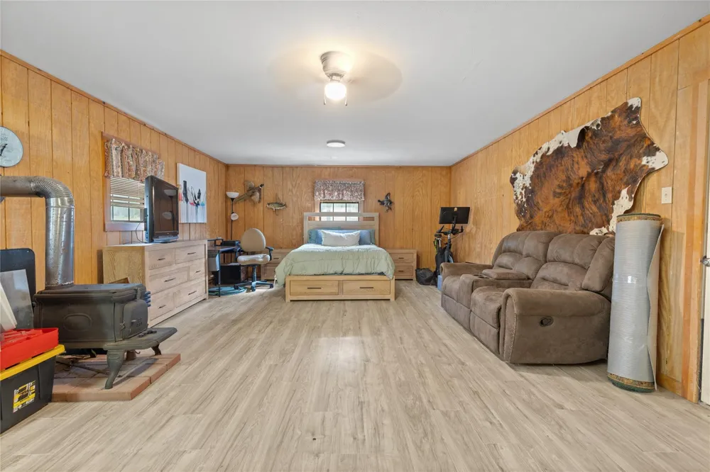 110 Southwood Forest Road Huntsville, TX 77340
