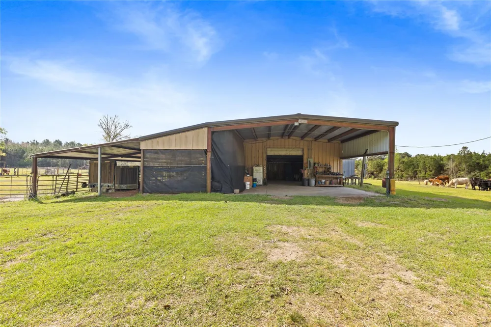 110 Southwood Forest Road Huntsville, TX 77340