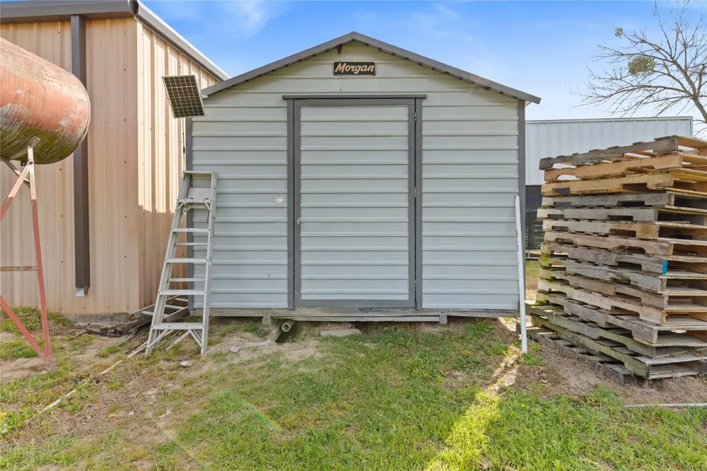 110 Southwood Forest Road Huntsville, TX 77340