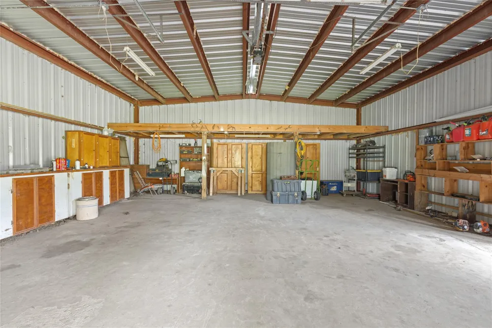 110 Southwood Forest Road Huntsville, TX 77340