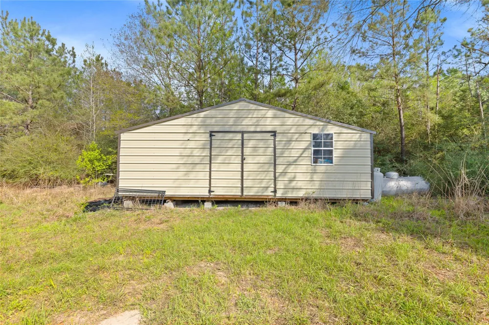 110 Southwood Forest Road Huntsville, TX 77340