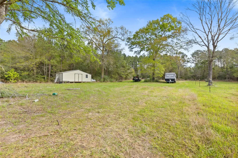 110 Southwood Forest Road Huntsville, TX 77340